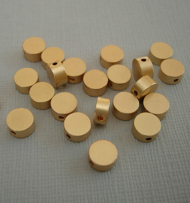 50pcs Real 14K Gold Plated Matte Brass Beads Flat Round Metal Loose Spacer 6x3mm 50pcs Real 14K Gold Plated Matte Brass Beads Flat Round Metal Loose Spacer 6x3mm