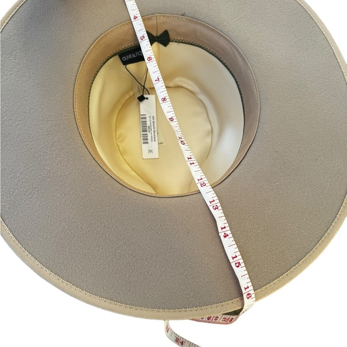 OLIVE & PIQUE BILLIE RANCHER Beige NWT | eBay display picture 1