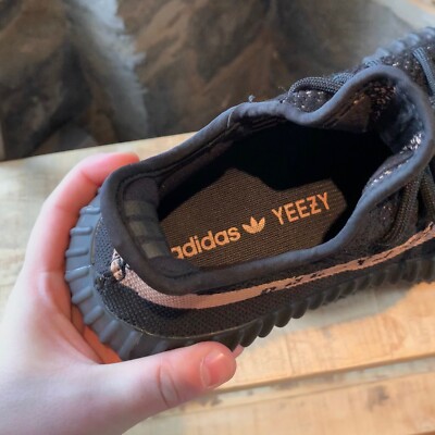 靴 adidasYEEZYBoost350V2 Core BlackCopper Adidas Yeezy Boost 350 V2 Core Black Copper Men's Size 10