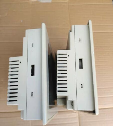 USED OMRON NT31C-ST141-V2 Touch Screen Tested Good - Picture 3 of 3