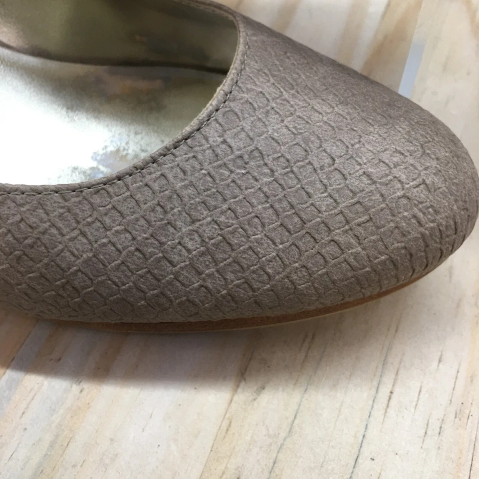 Zapatos AK Anne Klein para mujer 5,5 M de salón marrón sin cordones cómodos informales tacones de aguja Foto 3 de 4