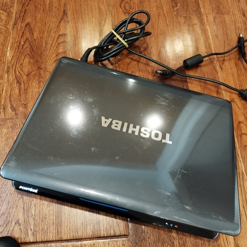 Toshiba Portege M800 13.3" Laptop Intel Centrino 2GB RAM 128GB SSD WIN 10 - Picture 2 of 5