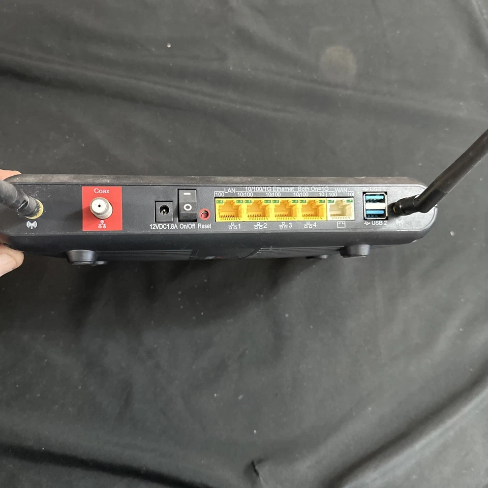 Verizon FIOS Actiontec MI424WR Rev I Gigabit Wireless WIFI Router - Image 4 of 4