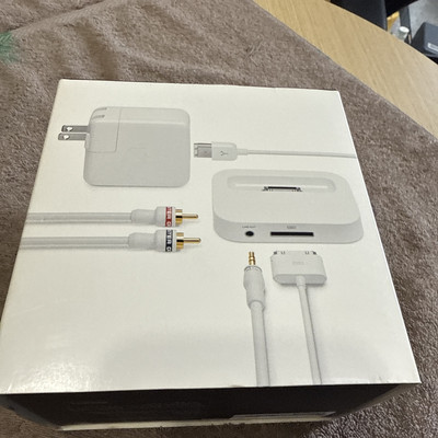 Apple iPod iPhone Stereo Connection Kit With Monster Cable