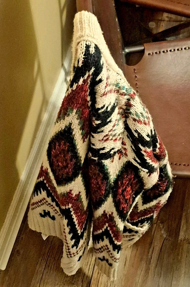 MOSSIMO WOMENS CARDIGAN SWEATER/DIAMOND PATTERN/SIZE SMALL/PRE-OWNED - Image 4 of 4