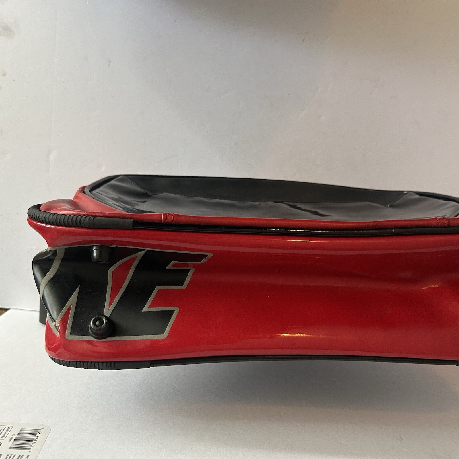 Nike Enamel Vintage Sport Messenger Shoulder Bag Red Black image 4