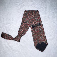 Brooks Brothers Makers Silk Paisley Red Green Blue Men's Tie Made in USA 3.5