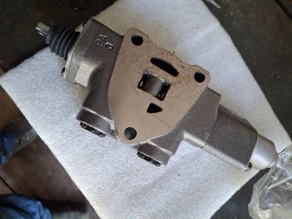 SJ33026 JOHN DEERE OEM BRAND NEW  SCV VALVE. - Image 4 of 4