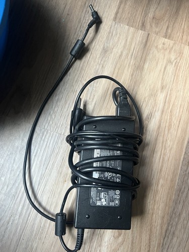 MSI GF63 Thin 9SC Gaming Laptop with Charger - Picture 5 of 5