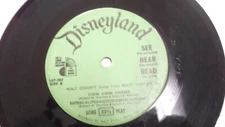 DISNEYLAND LLP 302  RARE SINGLE 7" 45  record VG+
