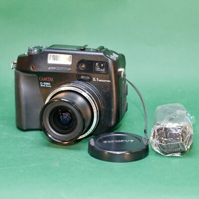 Retro Olympus CAMEDIA C-5060 Wide Zoom 5.1MP Digital Camera Tested