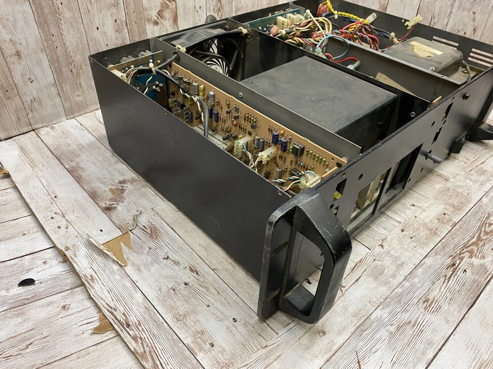 Peavey CS-400 Stereo Commercial Series Power Amplifier AS- IS FOR PARTS ONLY - Image 4 of 4