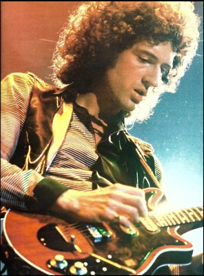 Queen Guitarist Brian May Live Onstage with Burns Guitar 8x11 color pin-up photo