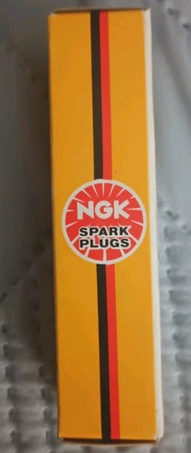 NGK - Spark Plug - DR8ES - 5423 - Moto Electrical