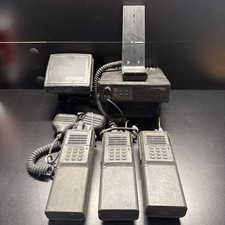 Lot Of Motorola Radio Walkie Talkies Speaker Microphone Untested Parts/Repair