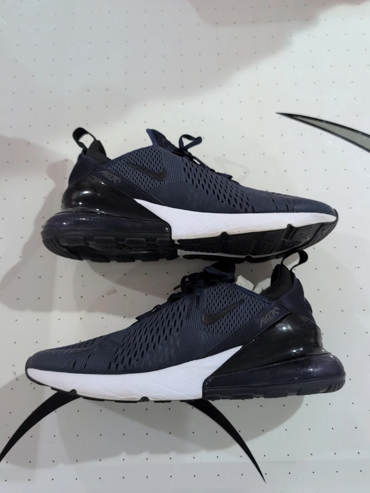 Talla 11.5 - Nike Air Max 270 Midnight Navy Negro Foto 2 de 4