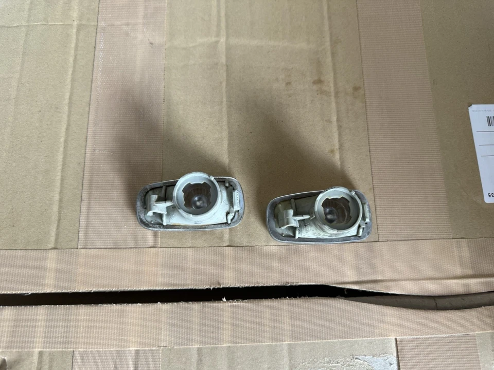 2004-2006 SCION XB / XA CONJUNTO DE LUZES INDICADORAS FRONTAIS - FABRICANTE DE EQUIPAMENTO ORIGINAL - Imagem 3 de 4