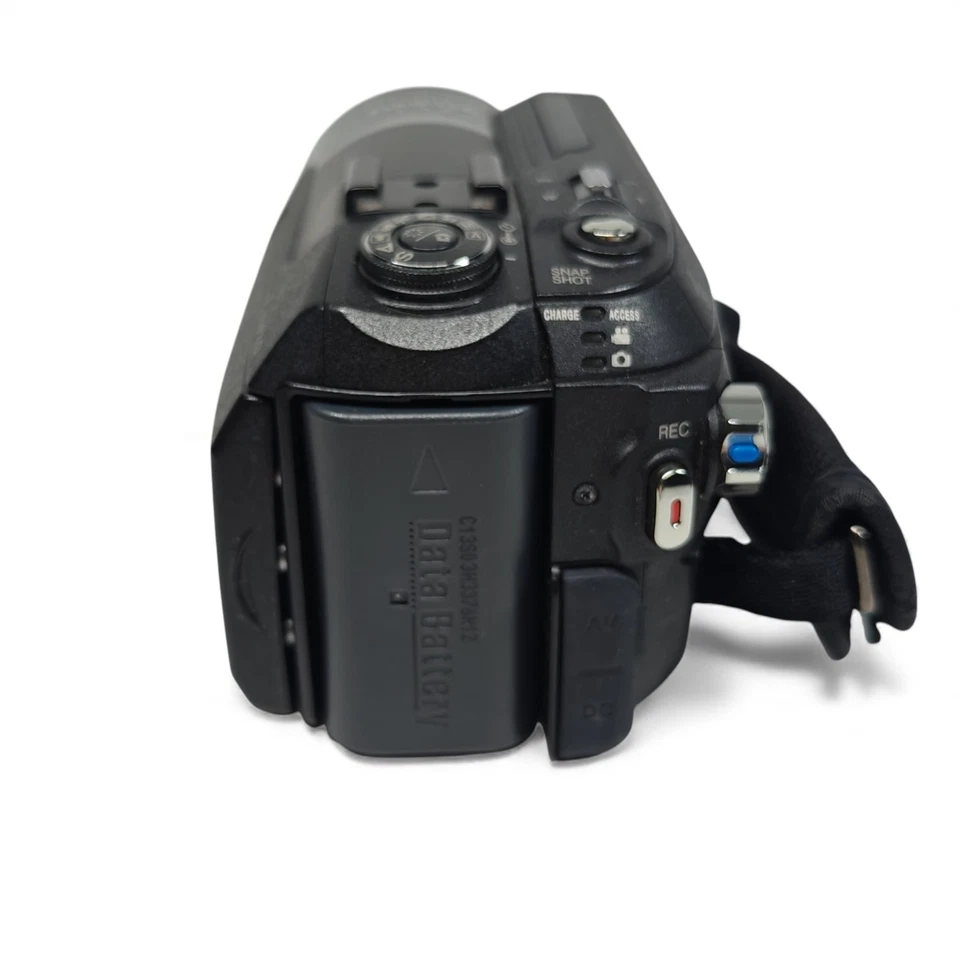 JVC Everio GZ-MG575E Camcorder 40GB HDD 5.4MP High Def + Charger - Image 4 of 4