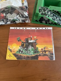 Lego System Knights Set 6082 Fire Breathing Fortress inc Instructions 1993