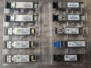 Collection of 10 10GLR Transceiver Modules