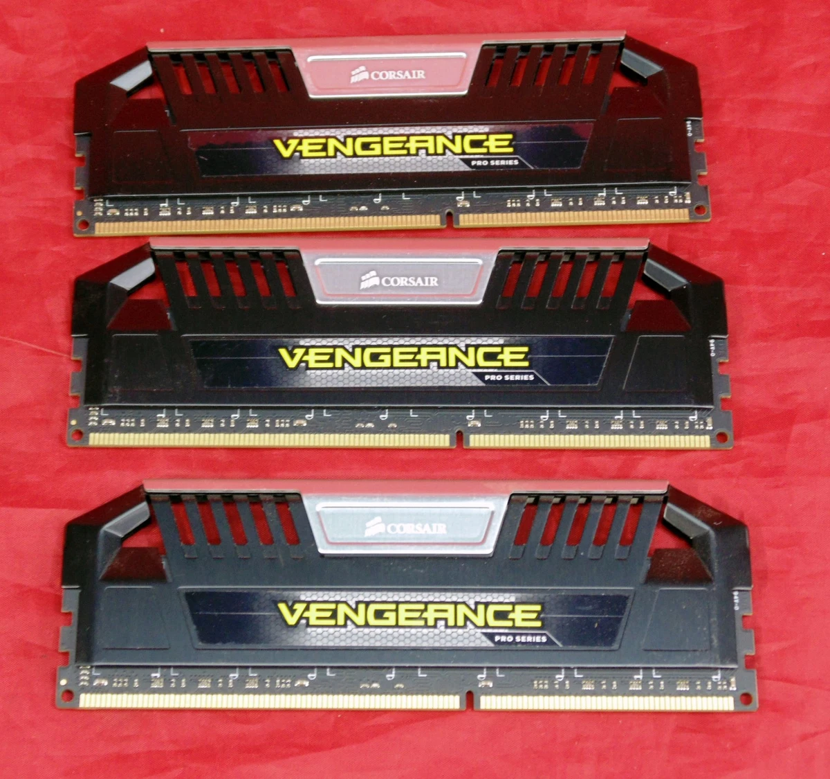 Preços baixos em Velocidade De Barramento de PC3-17000 (DDR3-2133