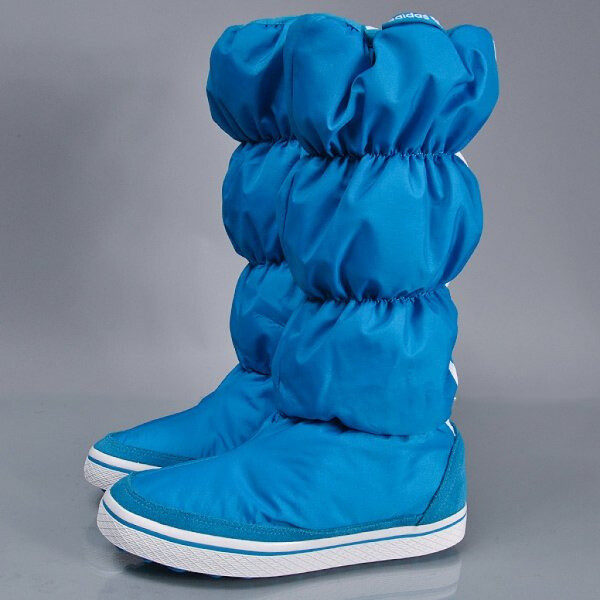 5.5 НОВЫЕ женские зимние ботинки adidas Adiwinter PUFFER G51409 сине-белого цвета.