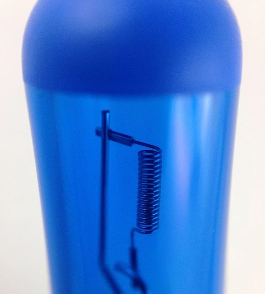 Mercedes W204 2008 - 2014 C300 C250 C350 C63 - 5000K Phillips Headlight Bulbs H7 - Image 3 of 3