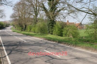 FOTO PIDDINGTON BLICK NACH NORDWESTEN ENTLANG DER A40 STRASSE MIT SCHINKENFARM AUF DER RECHTEN