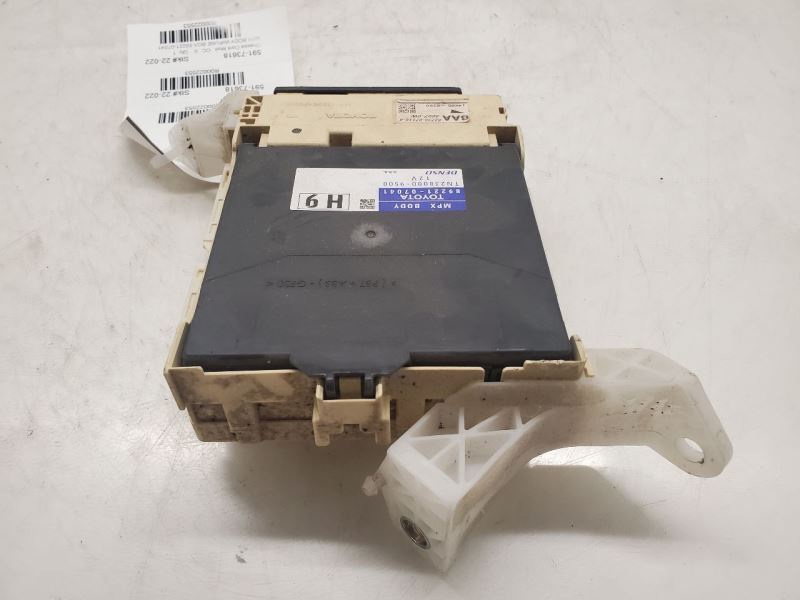 5/07 6/07 7/07 8/07 ×6 Toyota Camry, Chassis Multiplex Body W/Fuse Box Control Module,13