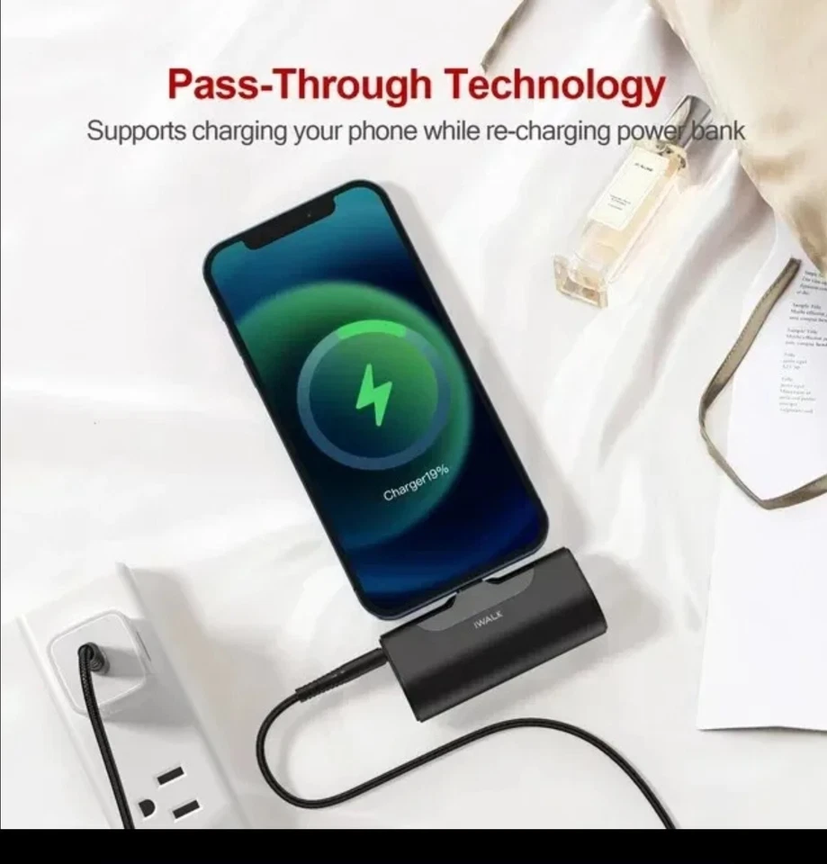 Cargador portátil iWALK LinkPod4 4500 mAh iPhone iPad tamaño de bolsillo negro DBL4500L Foto 2 de 4