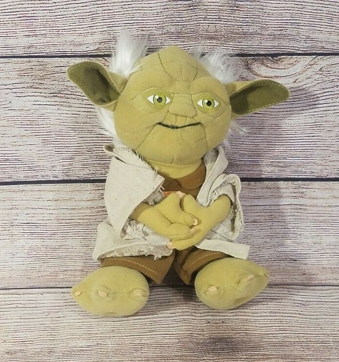 Star Wars Plush Talking Yoda Stuffed Animal Doll Underground Toys 9"