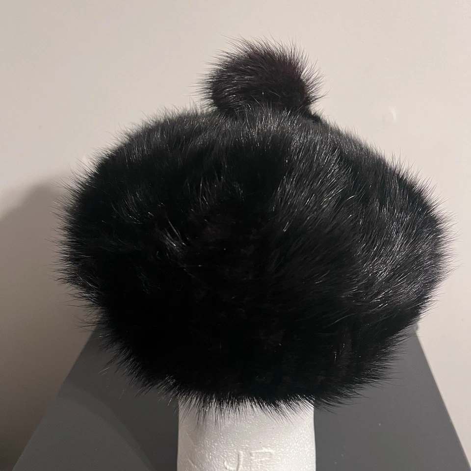 Vintage Union Made Black Faux Coarse Fur Beret Hat With Bobble Made In The USA - Image 4 of 4
