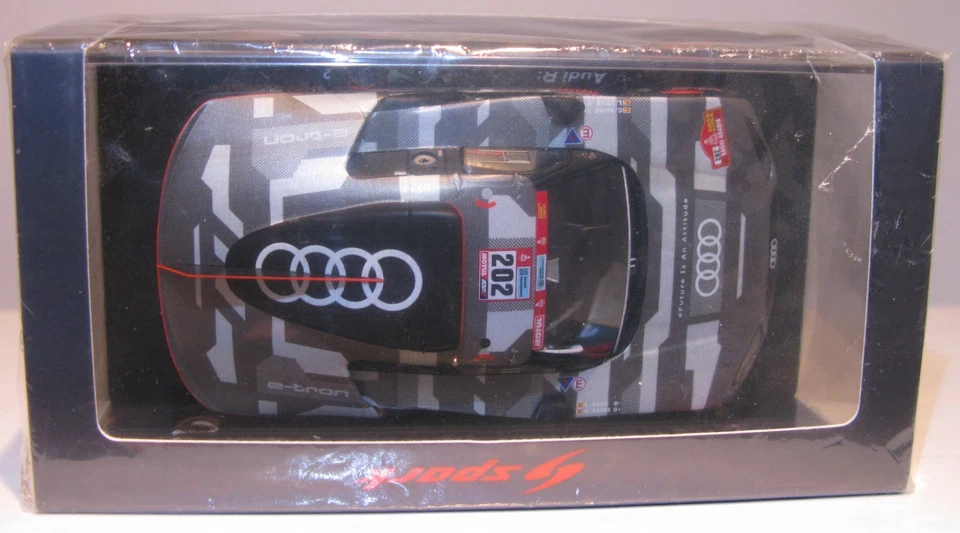 Spark 1:43 S3187 Audi RS Q e-tron 202 Dakar 2022 Sainz/Cruz Foto 2 de 3