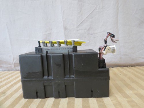 00-06 Mercedes w220 w215 S CL Central Door Lock Vacuum Pump Bosch 2208001148