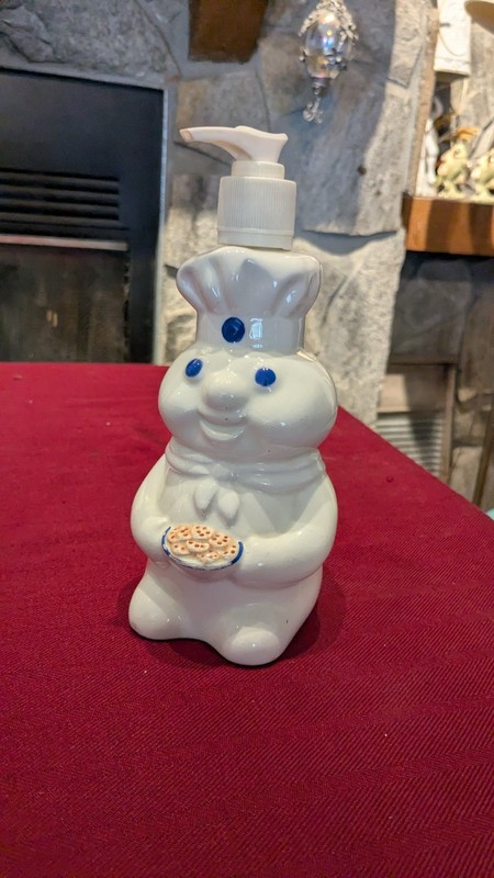 Pillsbury Doughboy Poppin' Fresh Soap Lotion Dispenser 1997 Holding Cookie Tray