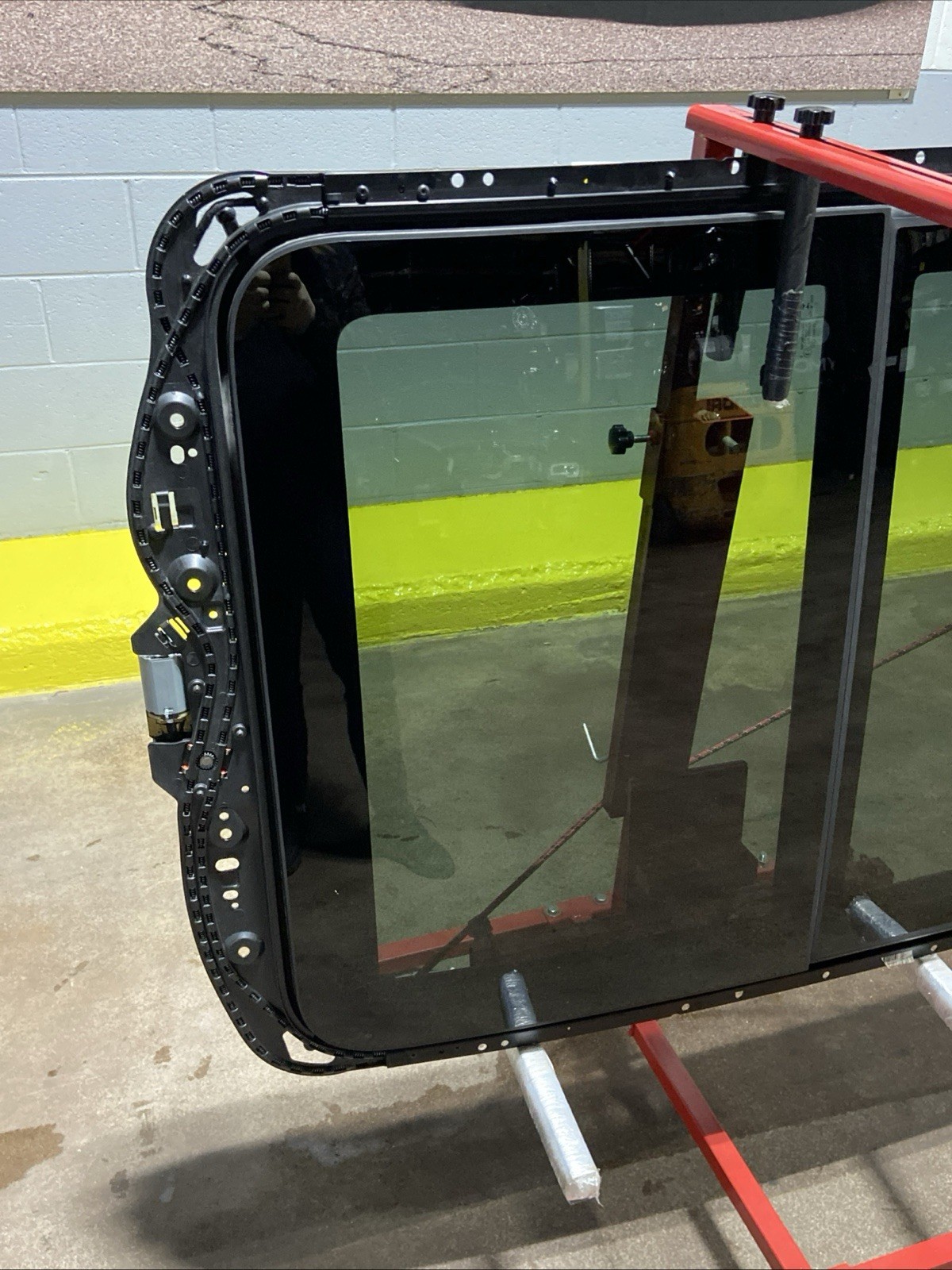 2021-2022 Maserati Levante M161 Pamoramic Sunroof Glass Assembly Gray OEM