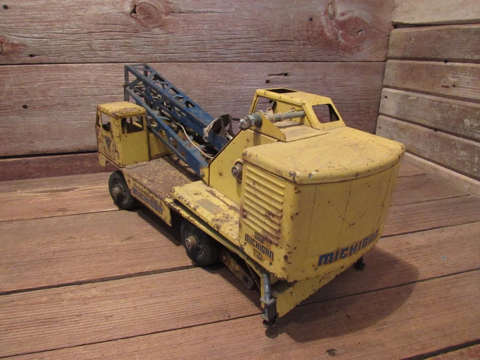 Винтажный кран Nylint Michigan модель T-24 оборудование Clark прессованная сталь - ЗАПЧАСТИ! - Изображение 4 из 4
