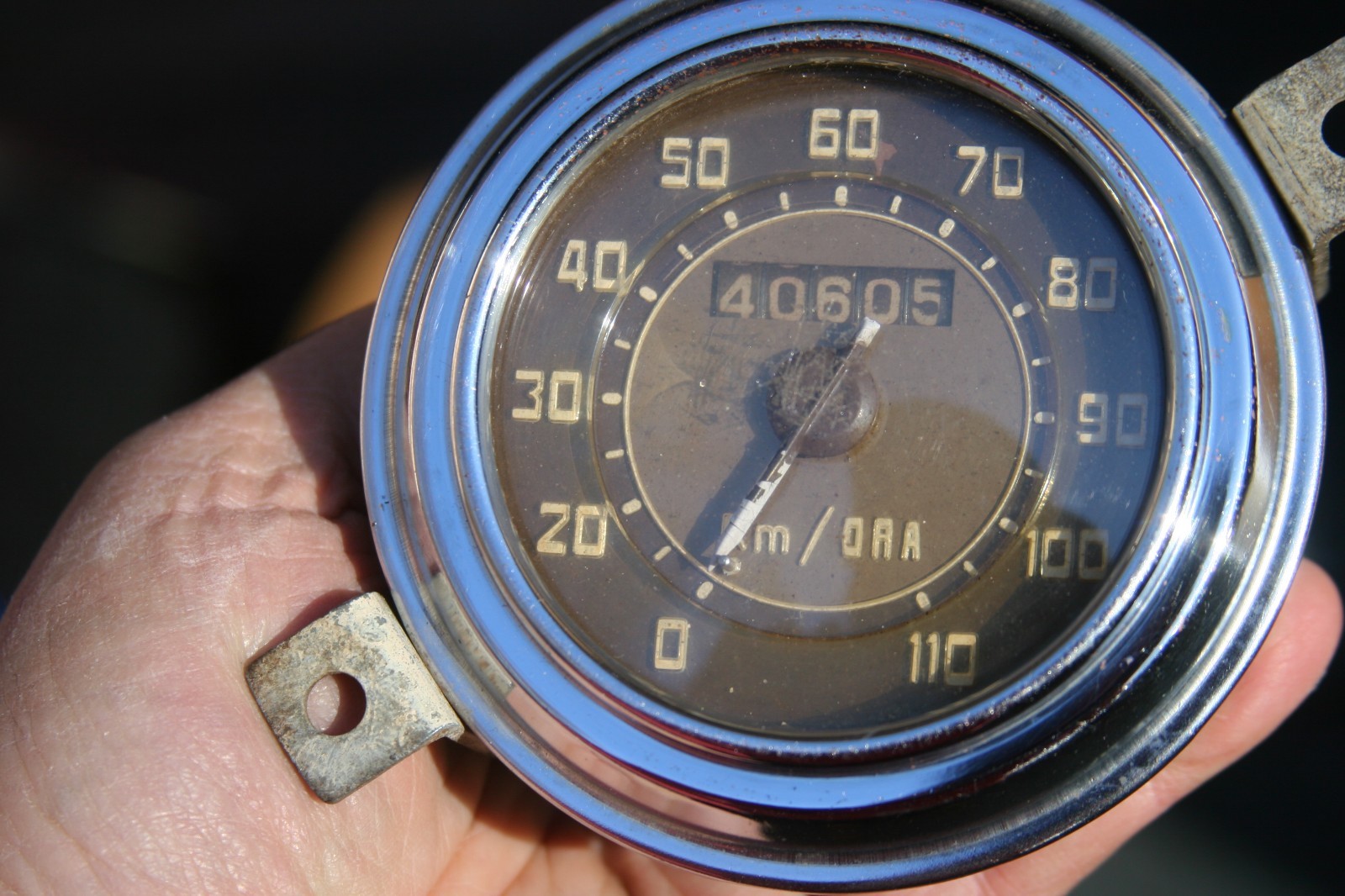 50s Vintage Veglia Speedometer Gauge - 110 KM / ORA - Fiat Alfa Romeo Ferrari