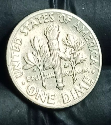 1973-P Roosevelt Dime Great Eye Appeal Strong Strike - Cud error - Picture 2 of 9