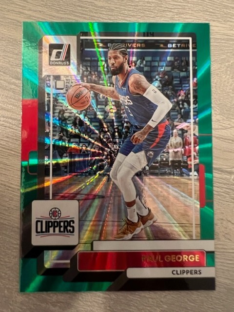 QTY: 2022-23 Donruss Paul George ( Clippers ) Green Holo Laser Parallel #122