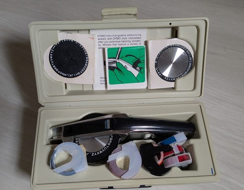 Dymo 1550 Deluxe Tapewriter Labeling Kit VINTAGE Chrome Label Maker Case