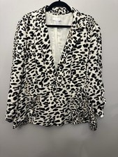 Chico's leopard print blazer Size 3 16