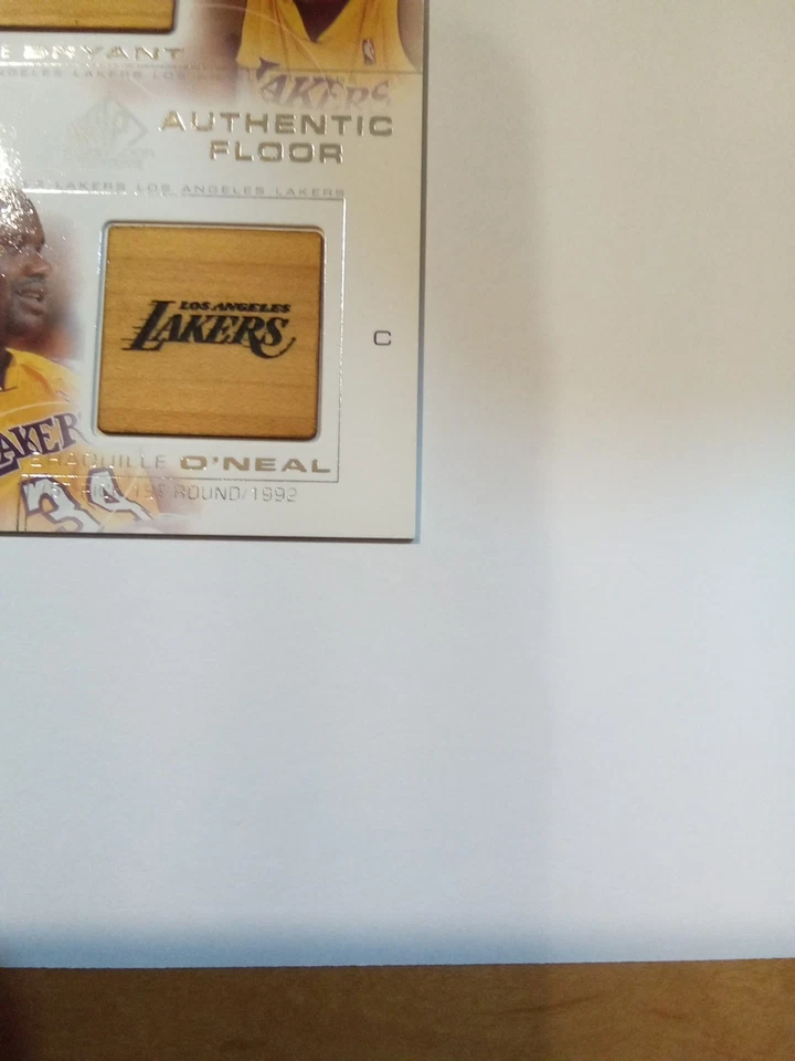 2000-01 SP Game Floor Edition - Combos de piso auténticos Kobe Bryant/Shaq O'Neal Foto 3 de 4