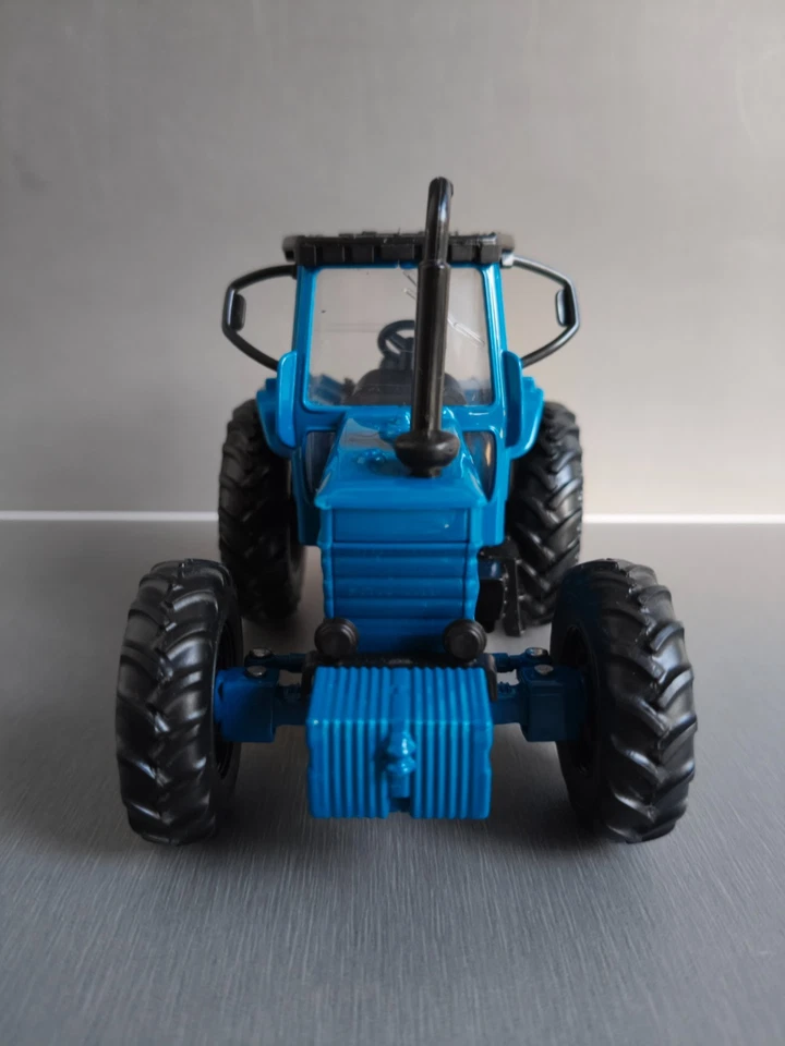 Prototype ERTL 1:32 Ford Tractor Limited Edition Test Shot Rare Collectible - Image 3 of 4