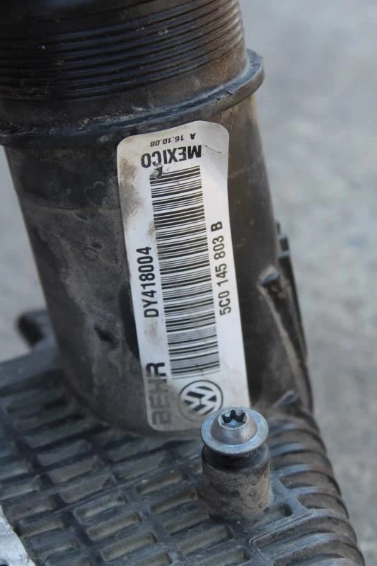 Volkswagen Passat 2017 turbo intercooler 1,8 L 5C0145803B Foto 3 de 4