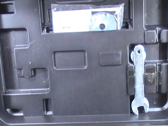 KIT DE ENRUTADOR DE INMERSIÓN TENDENCIA #T4EL 6.6A 11.500-32.000 RPM VS 1/4" USADO Y PROBADO Foto 3 de 4