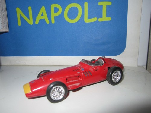 Maserati 250 SOLIDO (Réf.102) 1/43 - Collection