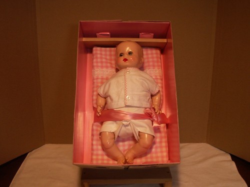 Buttercup Horsman Reproduction Doll - Bild 5 von 5