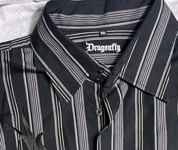 Camisa Tribal De Colección Y2K Libélula Ropa Negra Calaveras Bordada • XXL Para Hombre Foto 2 de 4