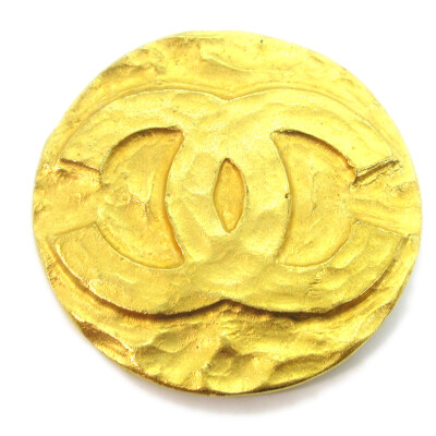 Chanel CCロゴ ゴールドブローチ Chanel Medallion Brooch Pin Gold 94P 92604 | eBay